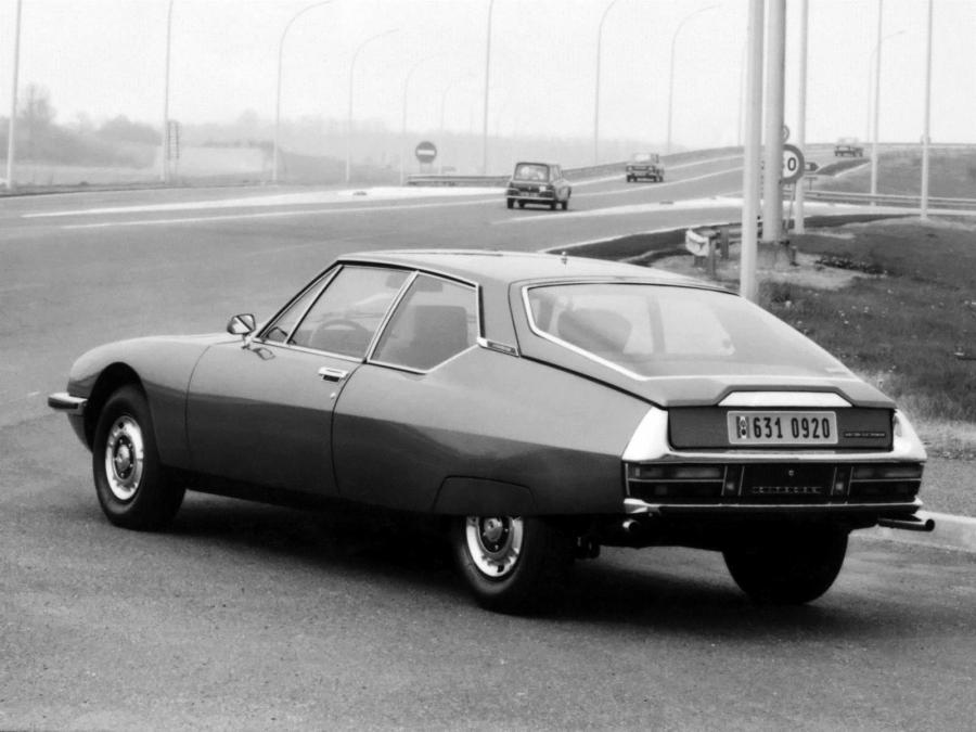  Citroen SM 1970 года  (фото 12 из 32)